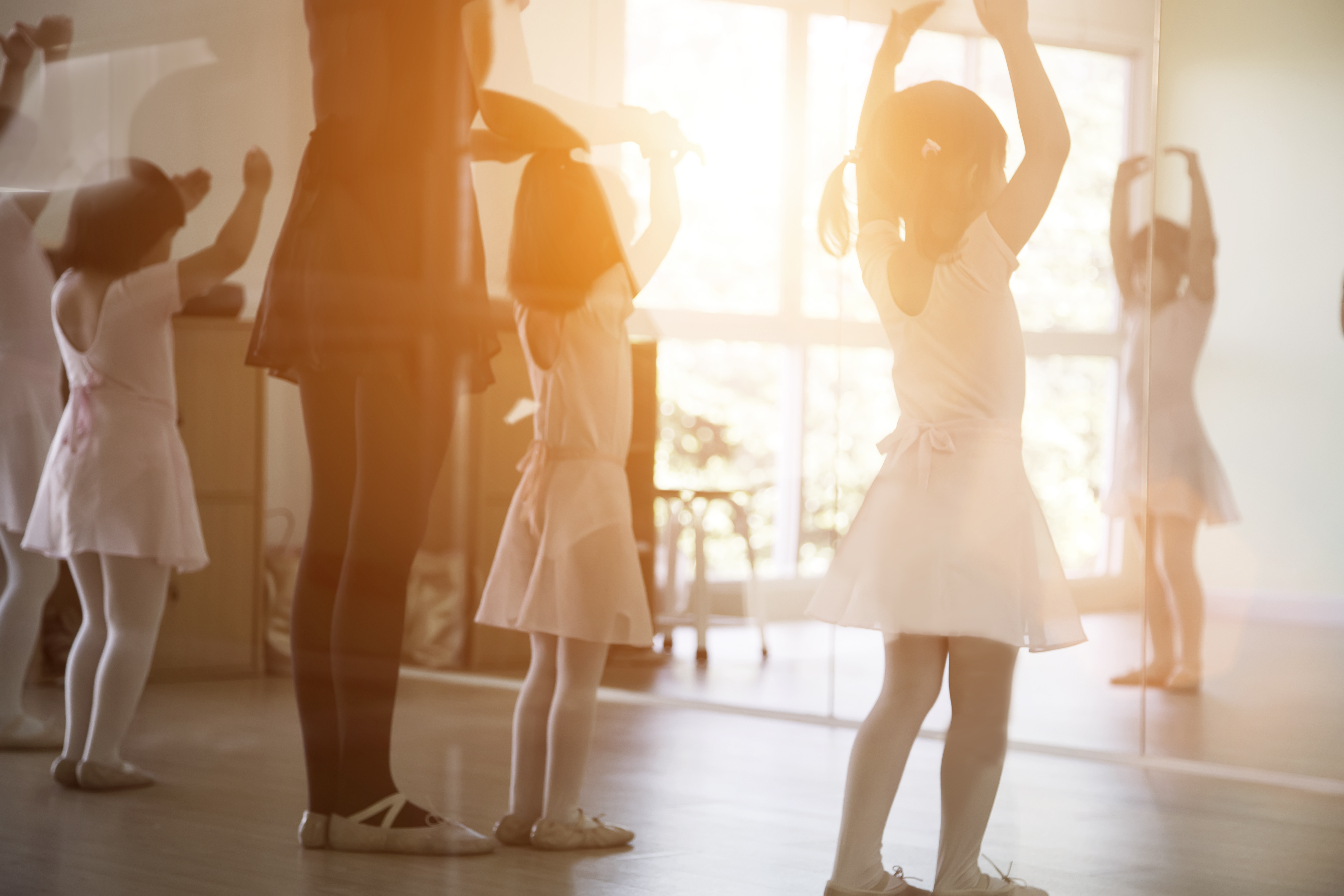 Mädchen im Ballett-Unterricht