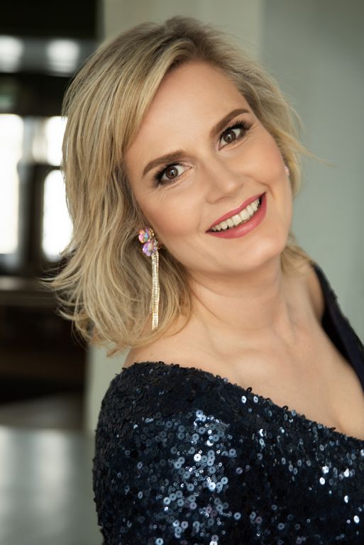 Camilla Nylund in Abendkleid